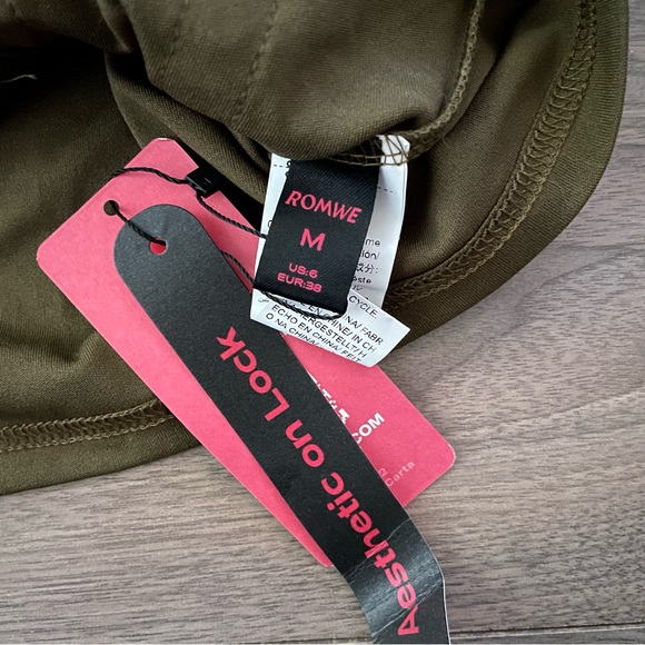 Green Long Sleeve Top - Picture 4 of 4